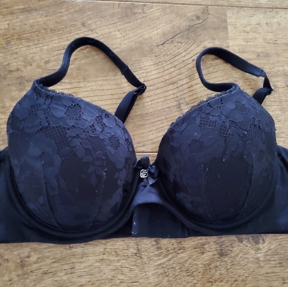 Victoria's Secret Other - Victoria's secret bra
